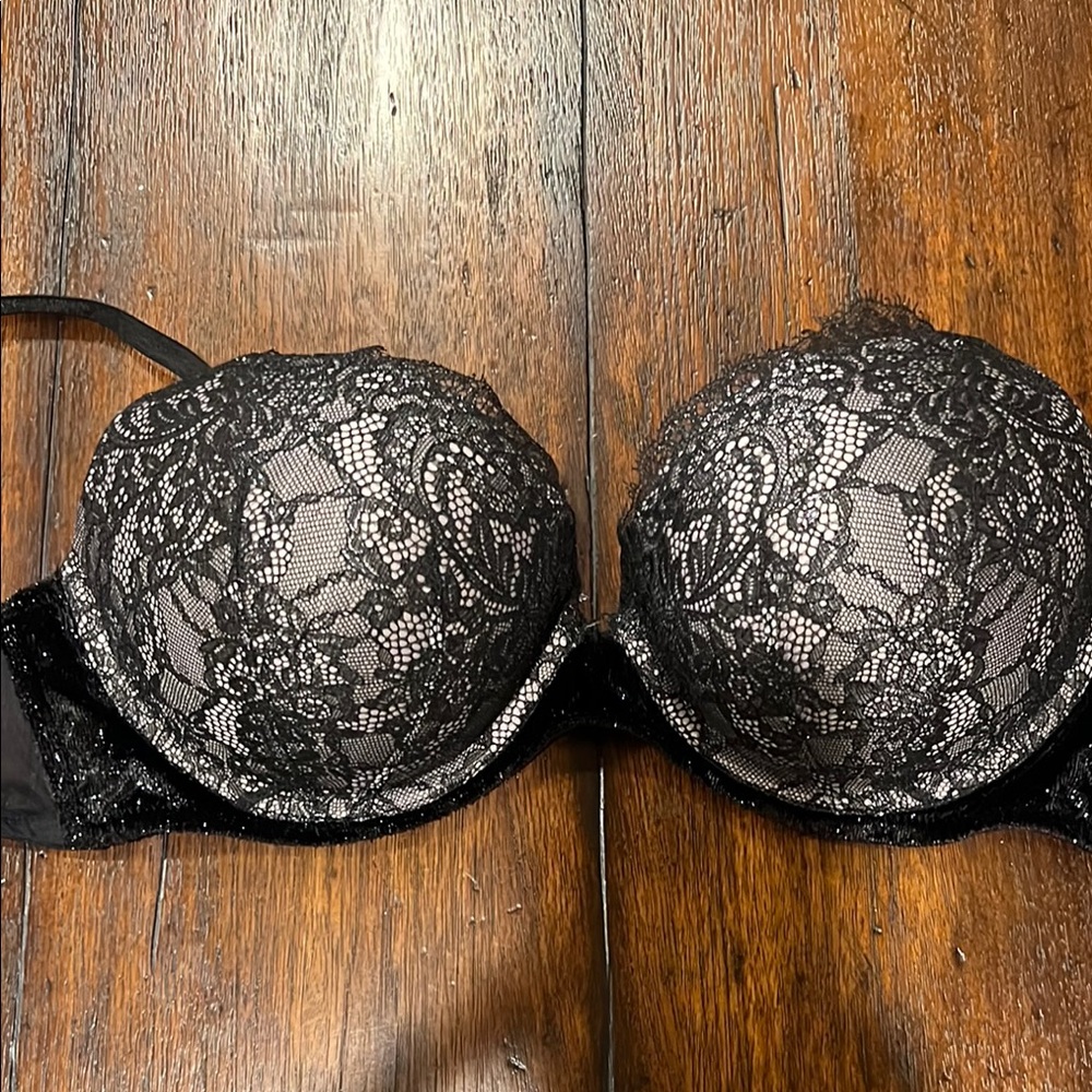 Elegant Black Lace Bra